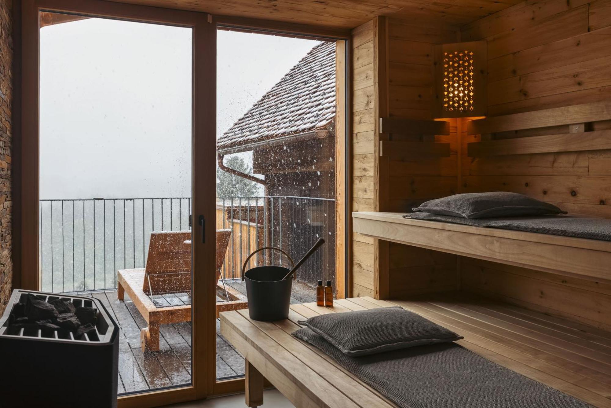 Am Wildbachberg - Luxus Ferienhaeuser Mit Infinitypool, Privatsauna Und Weinkeller Deutschlandsberg Dış mekan fotoğraf